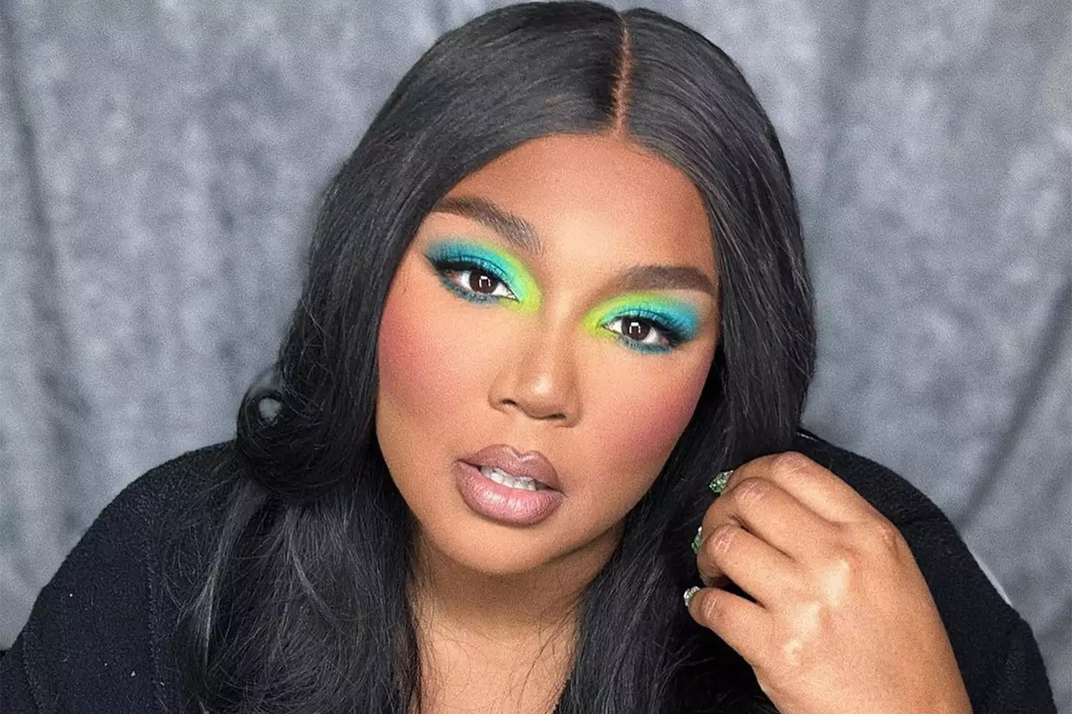 Lizzo's Mismatched Manicure Is the Summer Nail Inspo We've Been Looking For